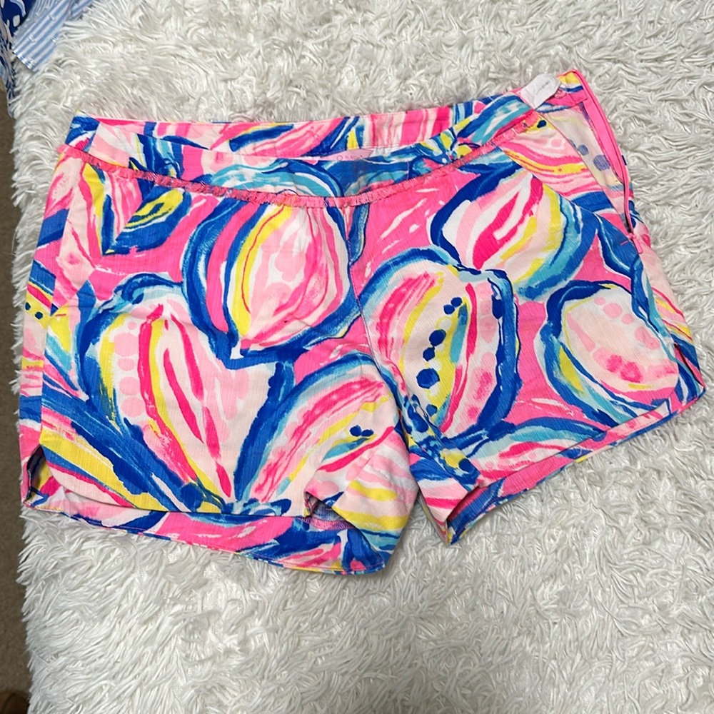 Lilly Pulitzer shorts size 2 EUC